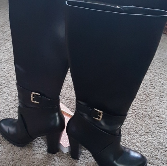 Naturalizer black high-heeled boots!! - Picture 3 of 3